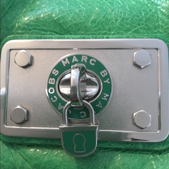 Marc Jacobs cross body purse - Picture 7 of 8